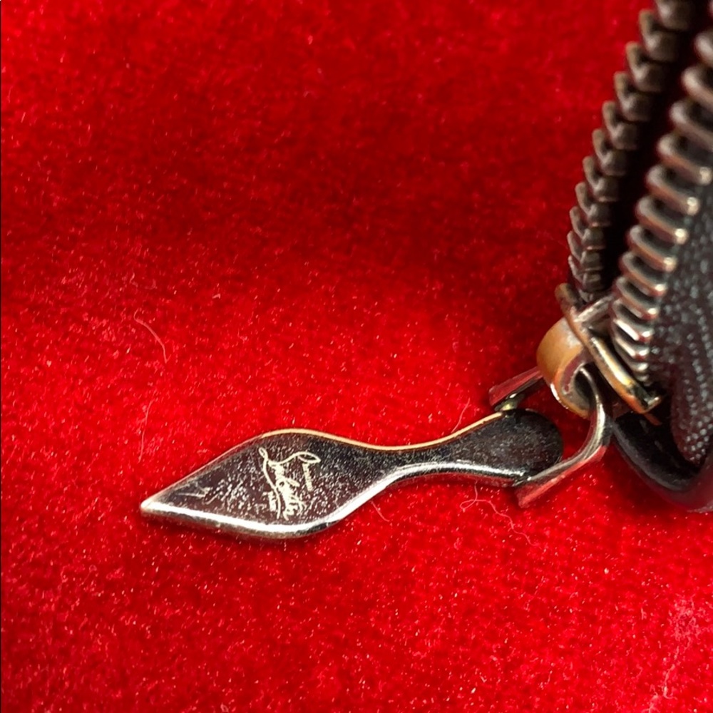 Authentic Christian Louboutin Zippy Wallet Black - Picture 12 of 12